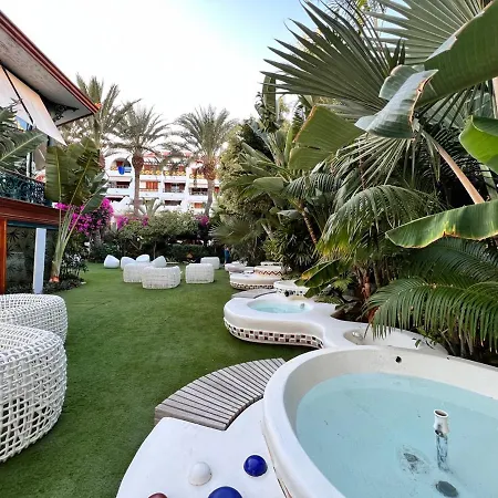 Seafront New Modern Study Ps3 * Playa de las Americas (Tenerife)